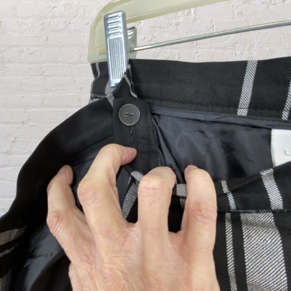 Liz Claiborne Black and White Plaid Wrap-Around Maxi Skirt - Picture 9 of 12